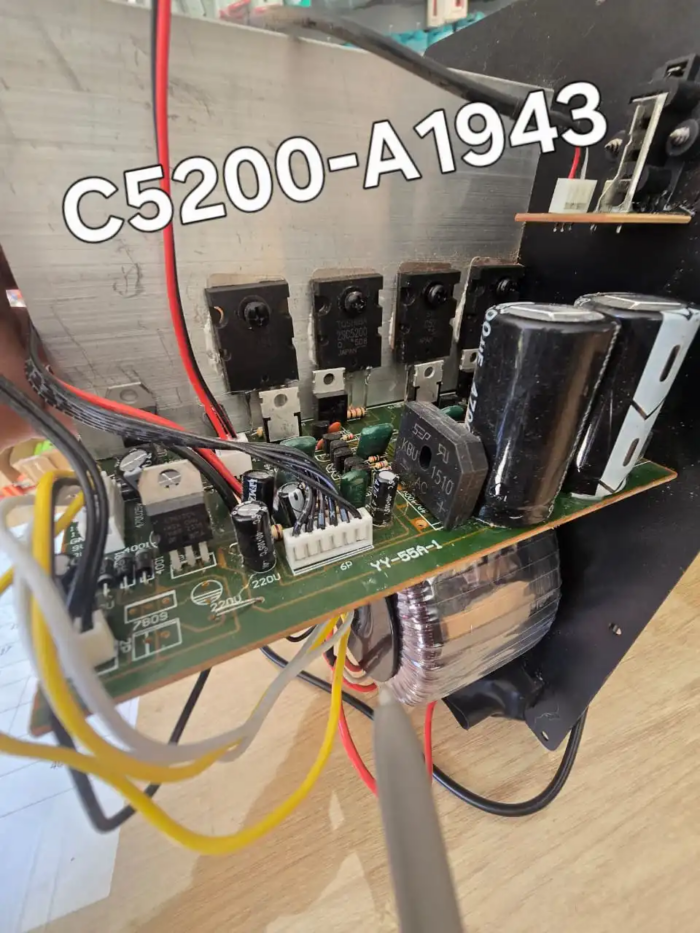 ⁦دائره مكبر صوت كامله بقوه 300w*2 وش وظهر بالترانس  كامله⁩ - الصورة ⁦3⁩
