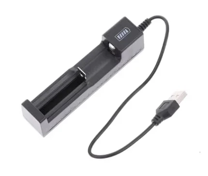 عرض لفترة محدودة شاحن بطاريات ليثيوم متعدد المقاسات قابلة للشحن منفرد 3.7v (Single Slot Li-ion Battery USB Charger)